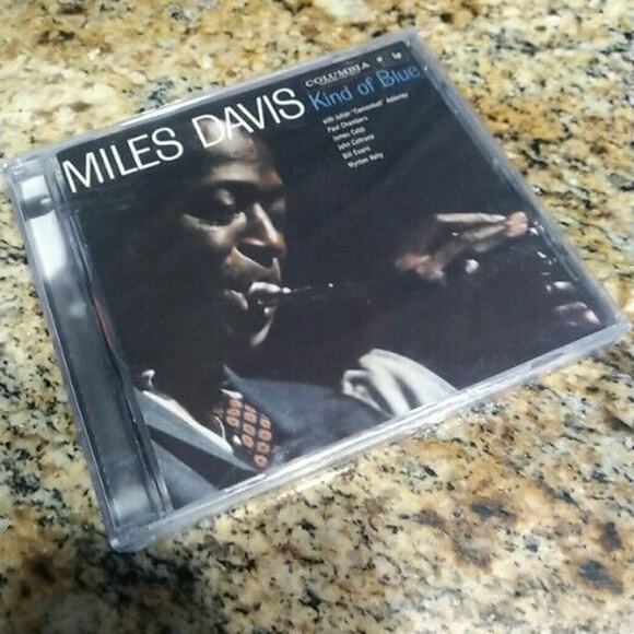 MILES DAVIS "Kind Of Blue" 1997 (COLUMBIA/LEGAZY/SBM) CD NEW/SEALED!!! - Picture 1 of 5